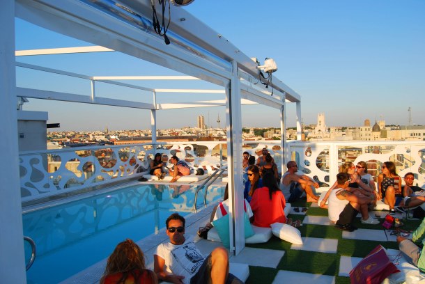 Virginia Duran Blog- Best Rooftops of Madrid- Room Mate Oscar Hotel -2