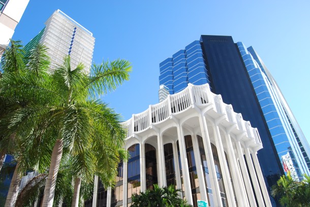 Virginia Duran Blog- Miami-Photography- Colonnade Plaza by O. K. Houstoun, Jr. & H. Maxwell Parish