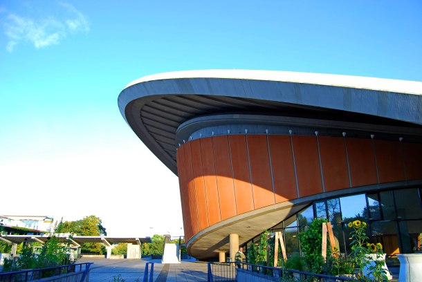 Virginia Duran Blog- Beautiful Berlin- Photography- Haus der Kulturen der Welt (Congress Hall) by Hugh Stubbins