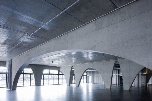 Virginia Duran Blog- 20 Amazing Fashion Stores Designed by Famous Architects- Labels Berlin Interior 2