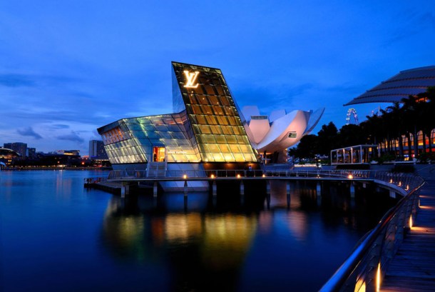 Virginia Duran Blog- 20 Amazing Fashion Stores Designed by Famous Architects- Louis Vuitton Marina