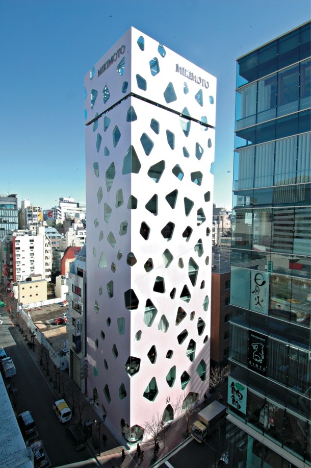 Virginia Duran Blog- 20 Amazing Fashion Stores Designed by Famous Architects- Mikimoto Ginza by Toyo Ito