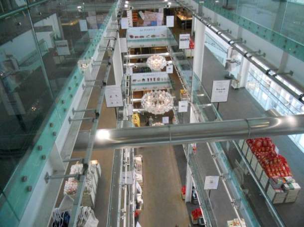 Virginia Duran Blog- The 8 Newest Buildings of Rome- Eataly by Julio Lafuente interior