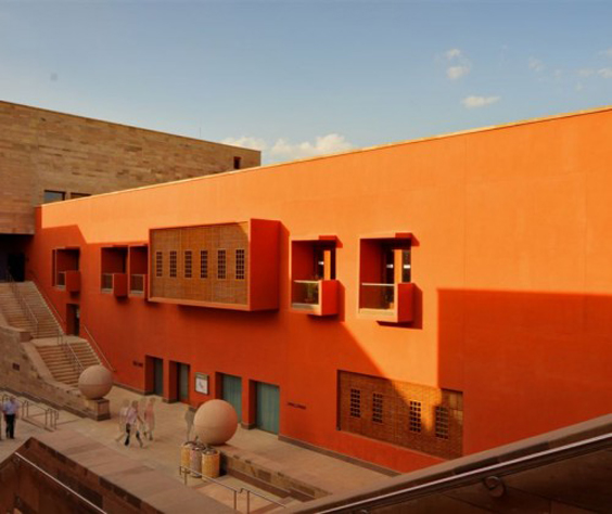 Virginia Duran Blog- Amazing and Colorful Buildings- American University Of Cairo Campus Center by Legorreta Legorreta