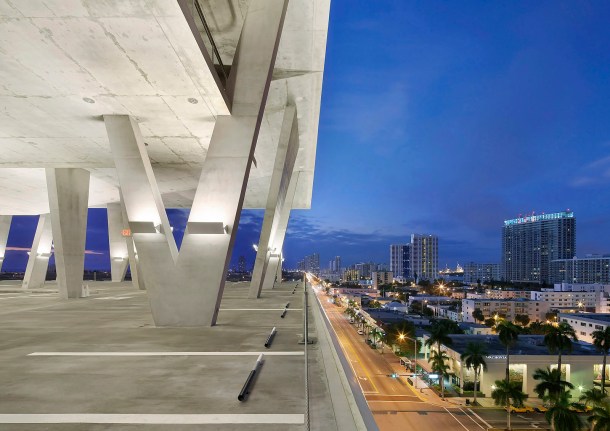 Virginia Duran Blog- 23 Spots You Shouldn't Miss in Miami If You Love Architecture- 1111 Lincoln Road by Herzoy and de Meuron