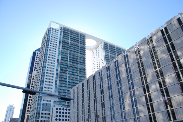 Virginia Duran Blog- 23 Spots You Shouldn't Miss in Miami If You Love Architecture- 500 Brickell by Arquitectonica-