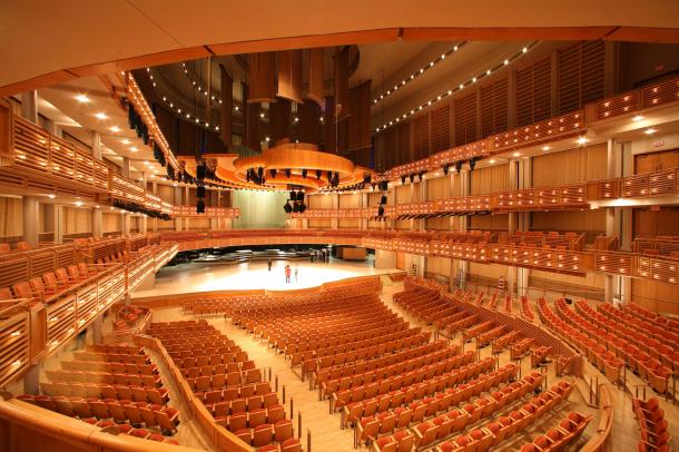 Virginia Duran Blog- 23 Spots You Shouldn't Miss in Miami If You Love Architecture- Adrienne Arsht Center for the Performing Arts by Cesar Pelli- Auditorium-