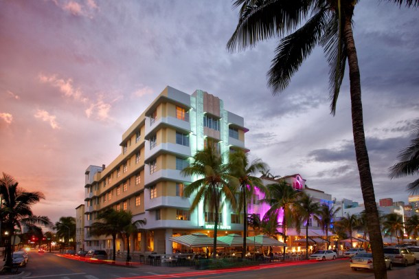 Virginia Duran Blog- Miami- The Best Art Deco Architecture- Winter Haven Hotel by Albert Anis