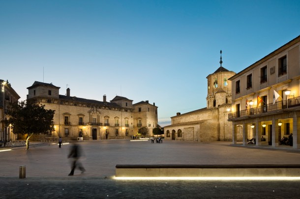 Virginia Duran Blog- Spanish Architecture- Soria- Plaza Mayor almazan - ch+qs arquitectos- sunset