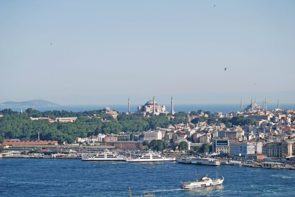 Virginia Duran Blog- 10 Sites To Take The Best Skyline Pictures in Istanbul- Galata Tower