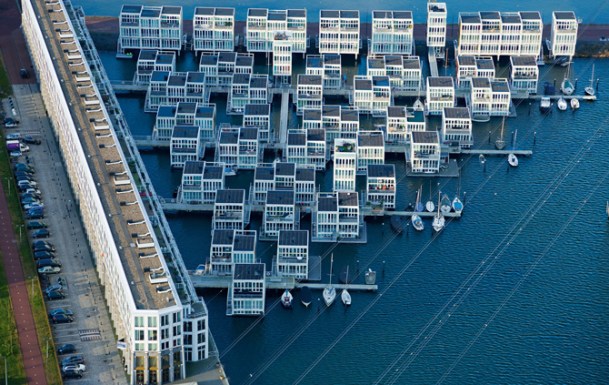 Virginia Duran Blog- Floating Homes- Floating Houses in IJburg by Architectenbureau Marlies Rohmer- complex