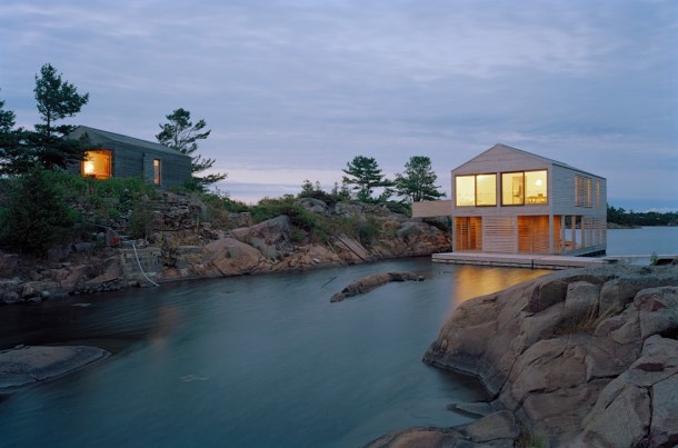 Virginia Duran Blog- Floating Homes- The Island Home by MOS