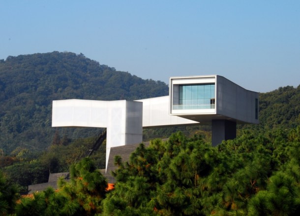 Virginia Duran Blog- Amazing Museums- Nanjing Sifang- Steven Holl- exterior