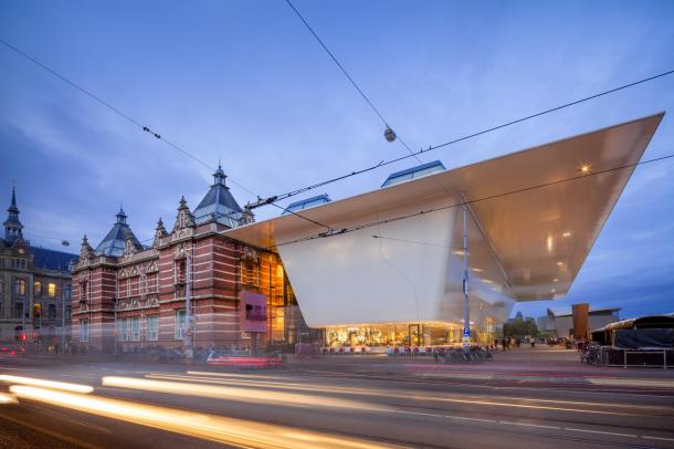 Virginia Duran Blog- Amazing Museums- Stedelijk Museum Amsterdam : Benthem Crouwel Architects-interior