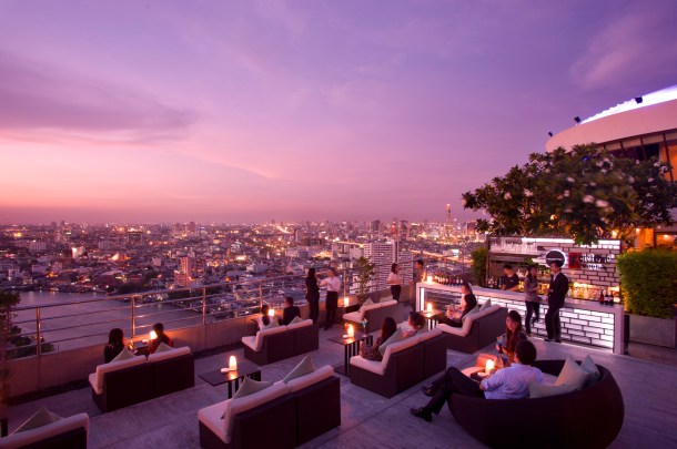 Virginia Duran Blog- Amazing Skyline Rooftops Bangkok- The Millenium Hilton Bangkok Rooftop-360