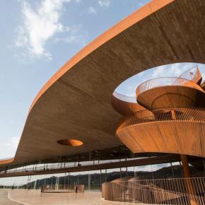 17 Architecturally Amazing&nbsp;Wineries