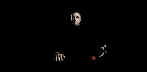 Virginia Duran Blog- 12 Beautiful Websites With Video Backgrounds- The Arcade Fire