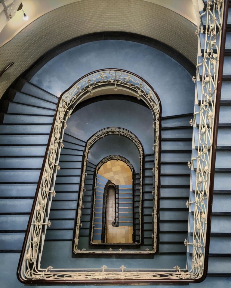 The Instagram Hunt: 12 Beautiful Staircases in Hamburg | Virginia Duran